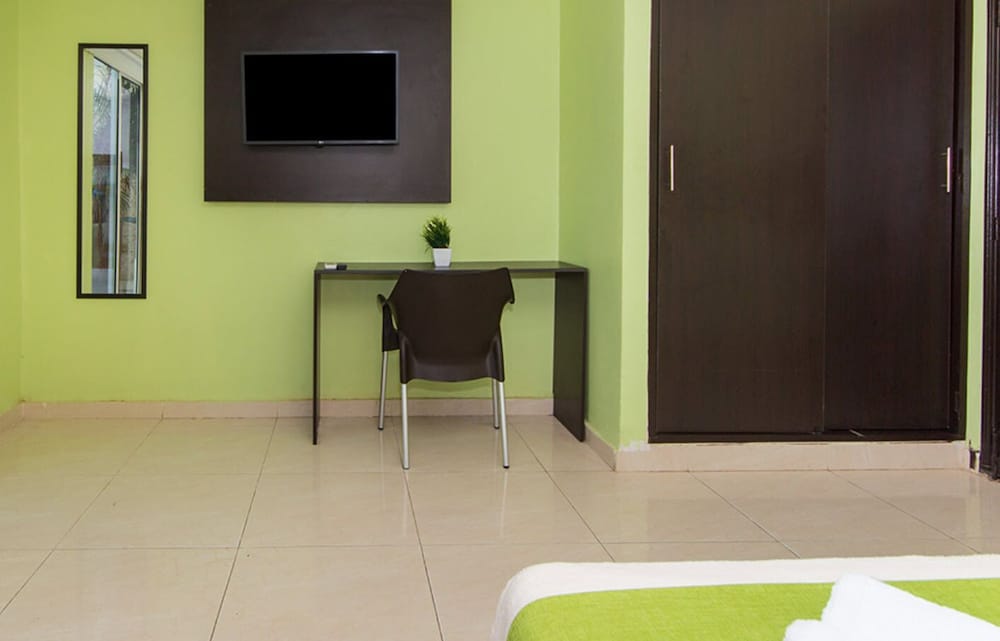 Hotel Avexi Suites By Geh Suites 21/22
