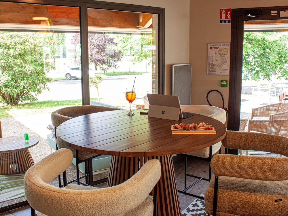 Ibis Amboise 43/65