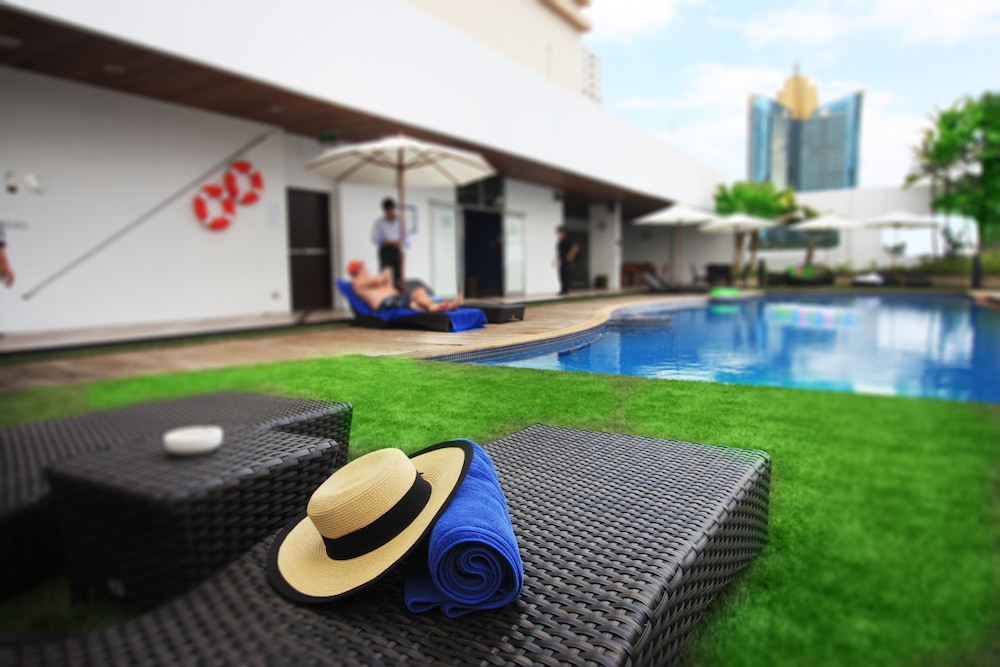 Grand Asoke Suites Boutique Residence 52/60