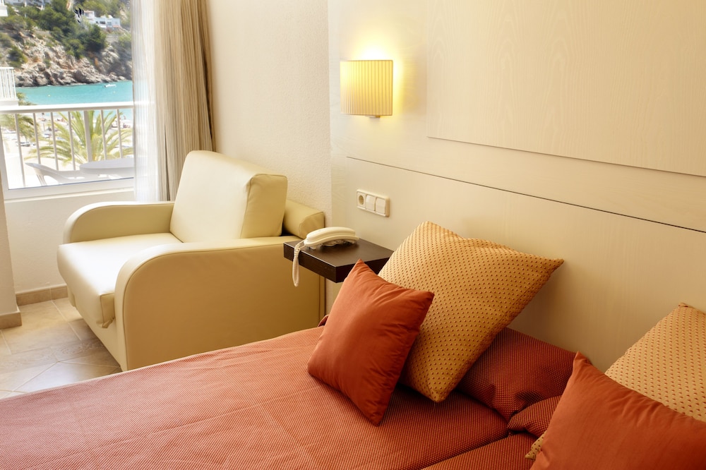 Grupotel Imperio Playa 26/40