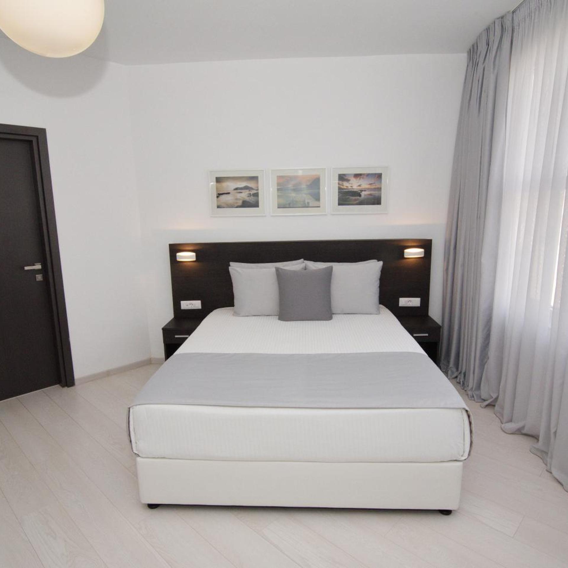 Junior Suite, King Bed, INTERNATIONAL ATENE HOTEL 3/7