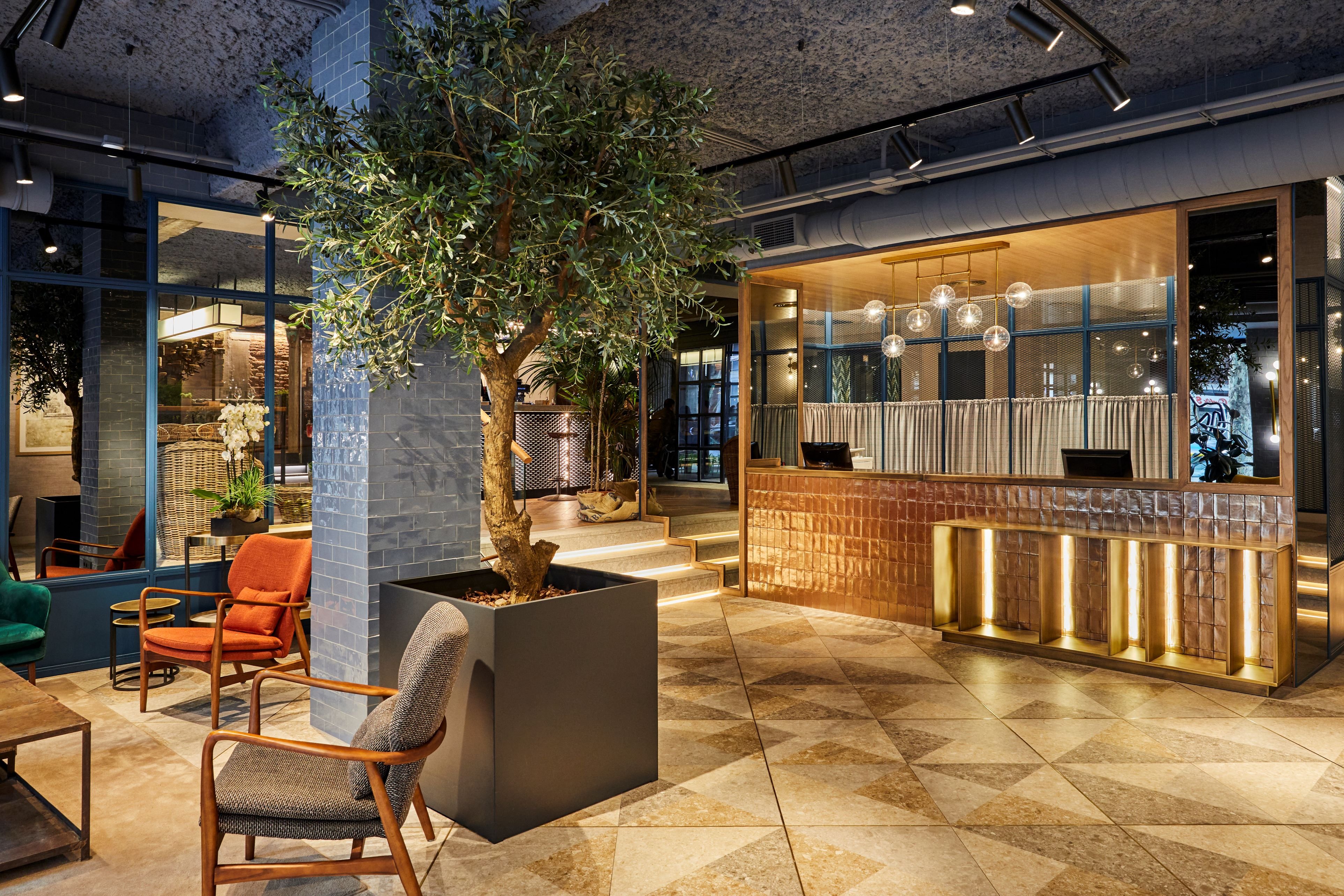 Hotel Indigo Madrid Princesa 5/27