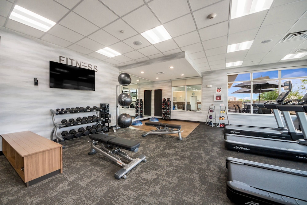 Fairfield Inn & Suites By Marriott Dallas Plano/Frisco 23/42