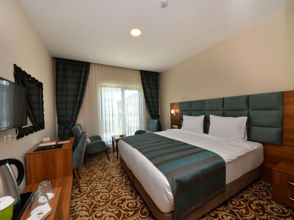 Sertac Hotel 9/30