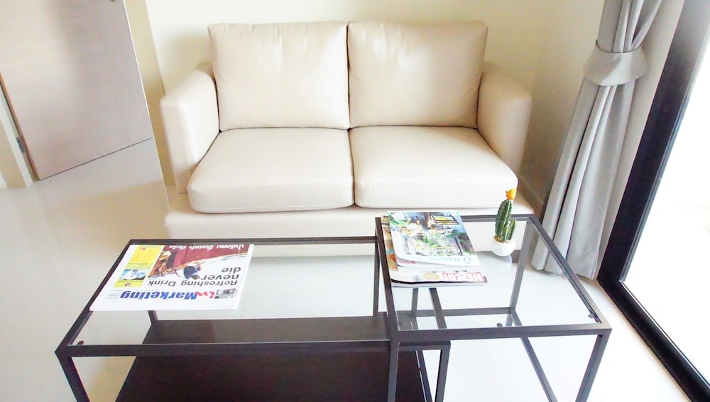 185 Residence 27/50