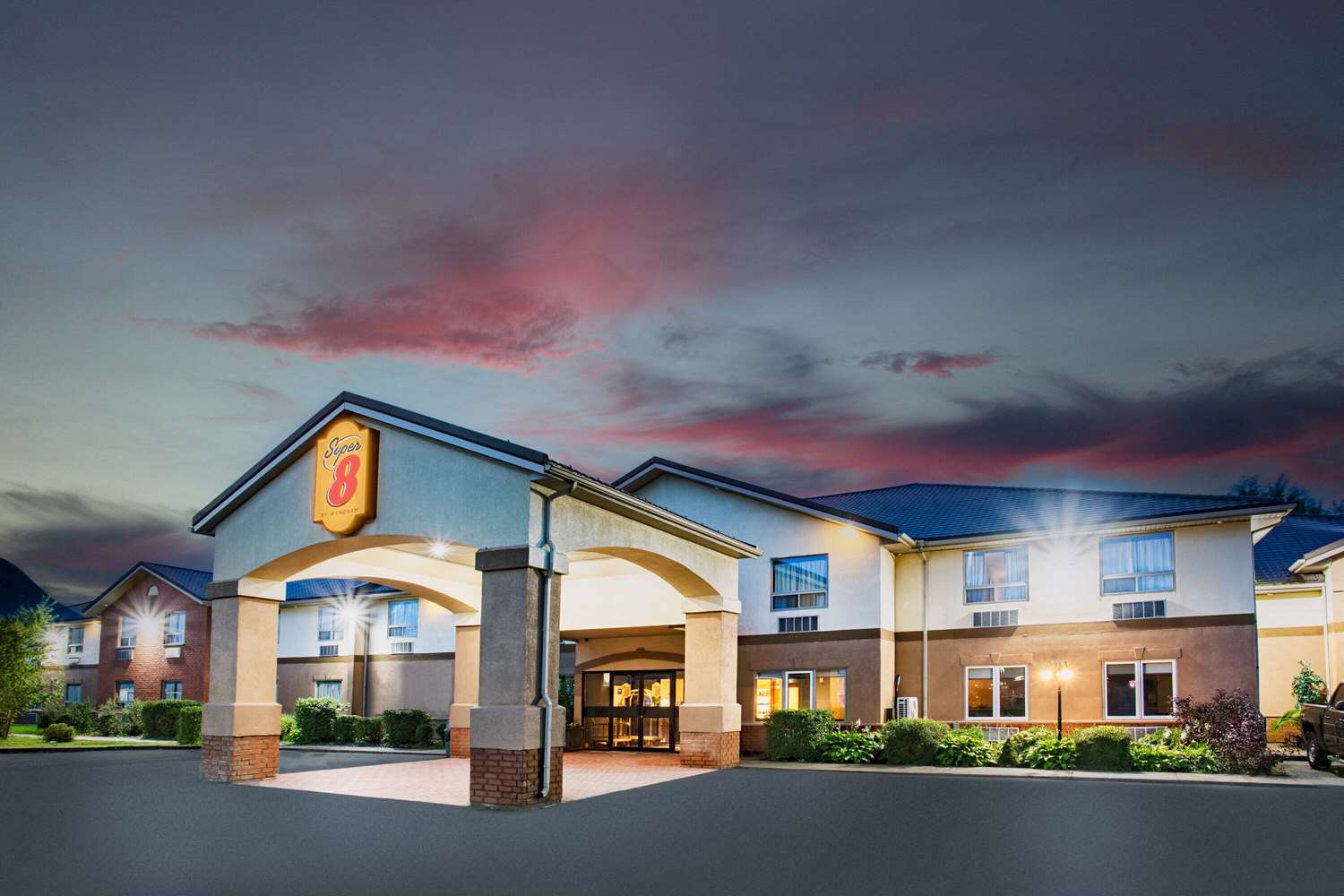 Super 8 by Wyndham Cornwall ON 1/21