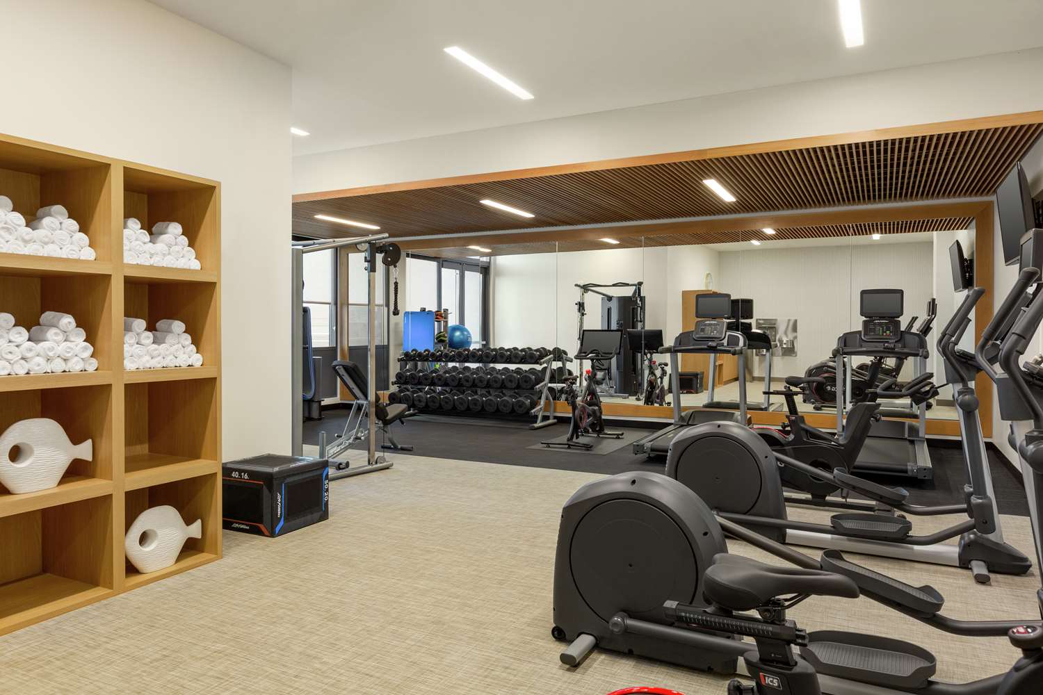 Hampton Inn & Suites San Mateo-San Francisco Airport 6/17