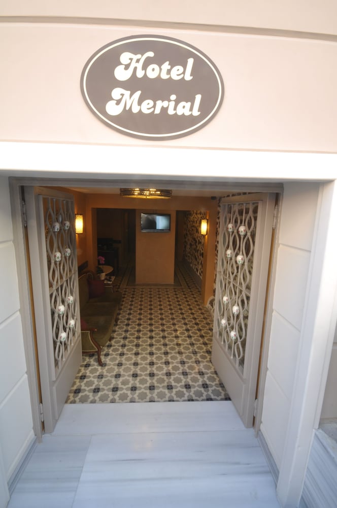 MERIAL HOTEL 5/43
