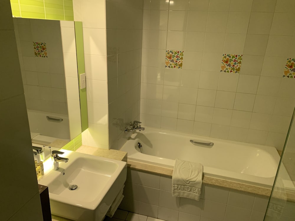غرفة عائلية بسريرين كوين، Grand Bay Resort 3/3
