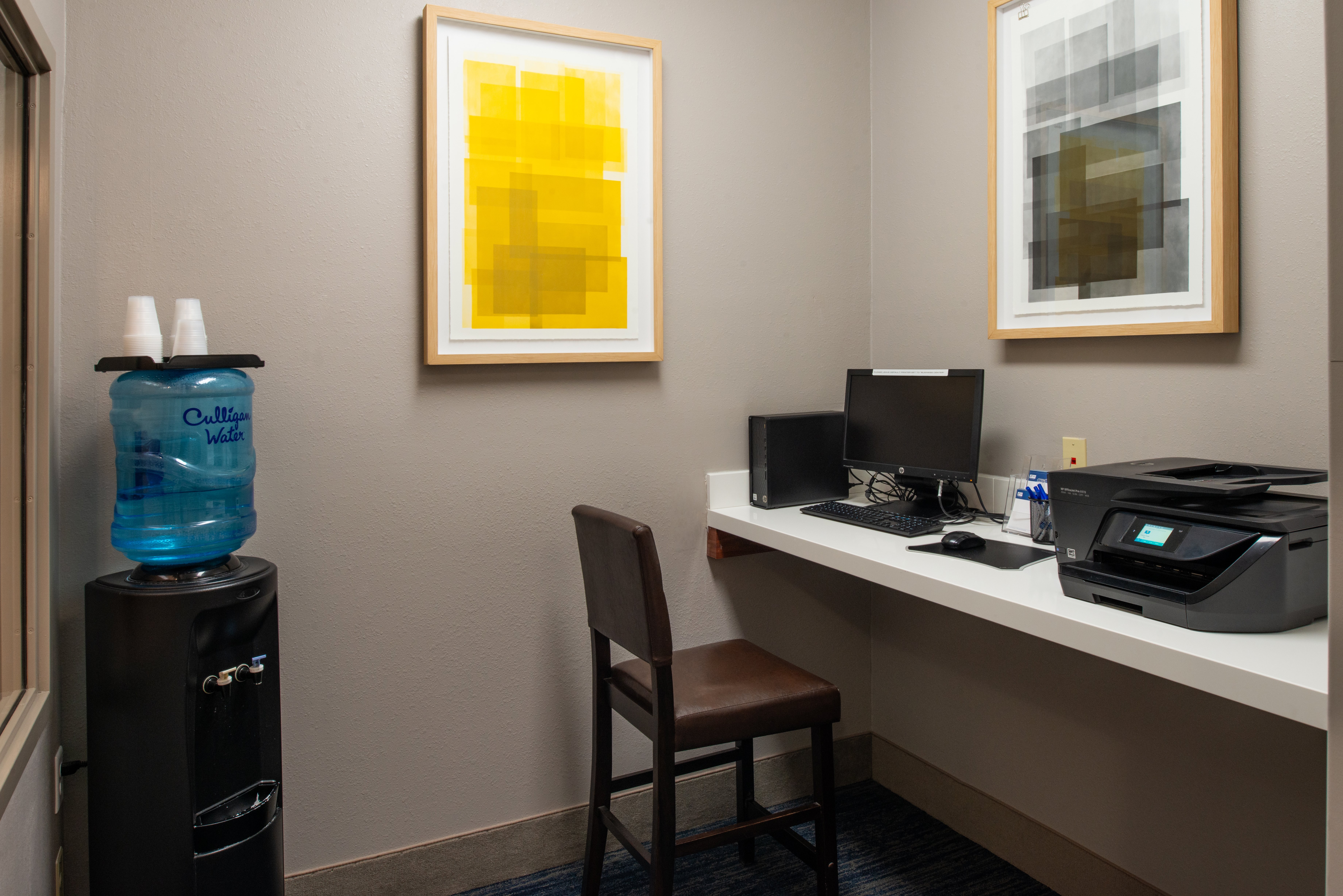 Holiday Inn Express Hotel Suites Fort Atkinson 67/74