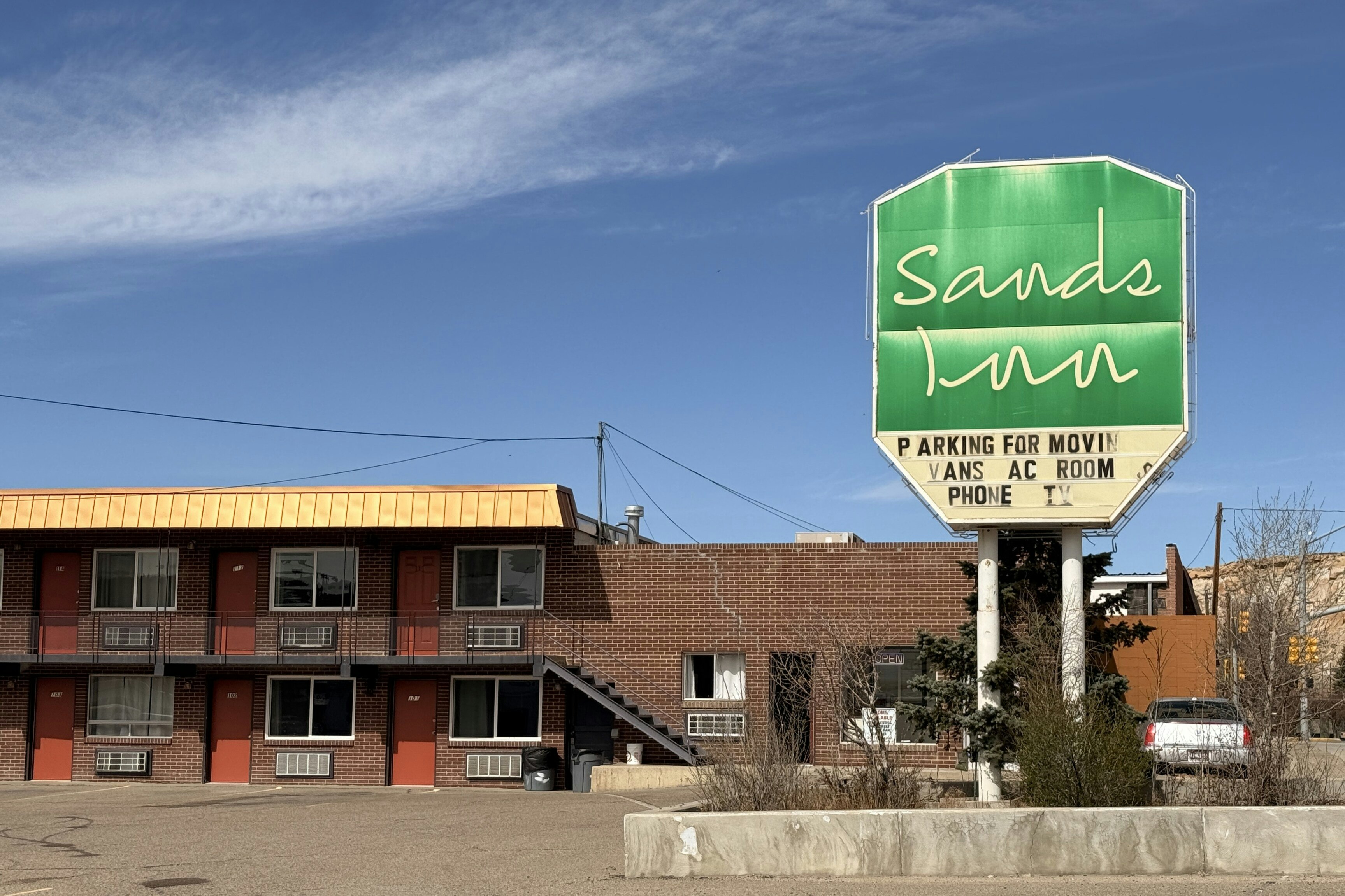 Sands Inn Rock Springs Near I-80 7/62