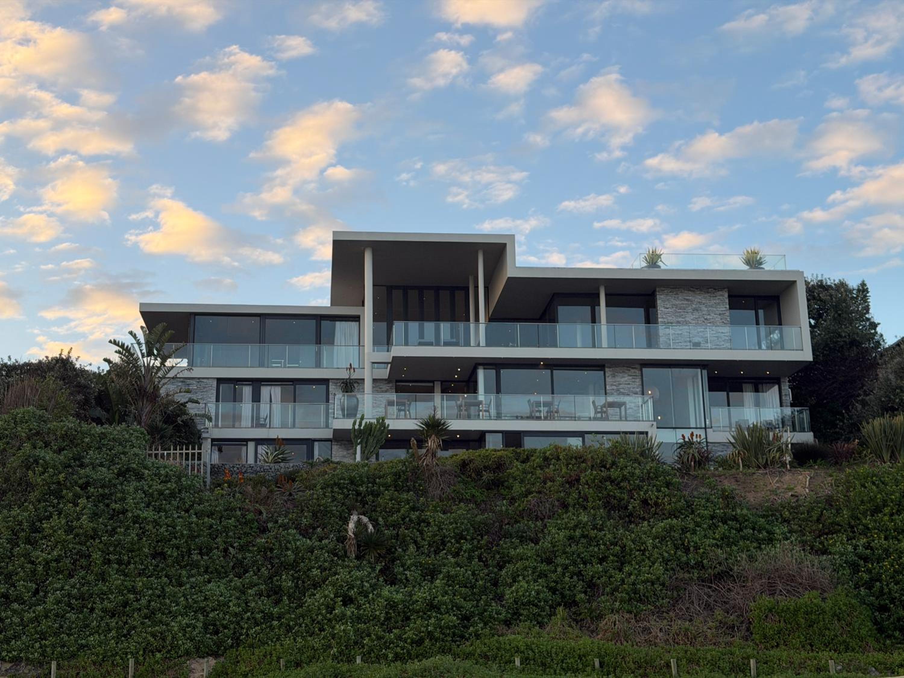 The Ocean View 3/35