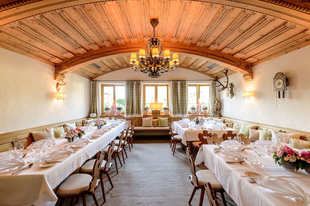 Bauer Hotel Restaurant 63/73