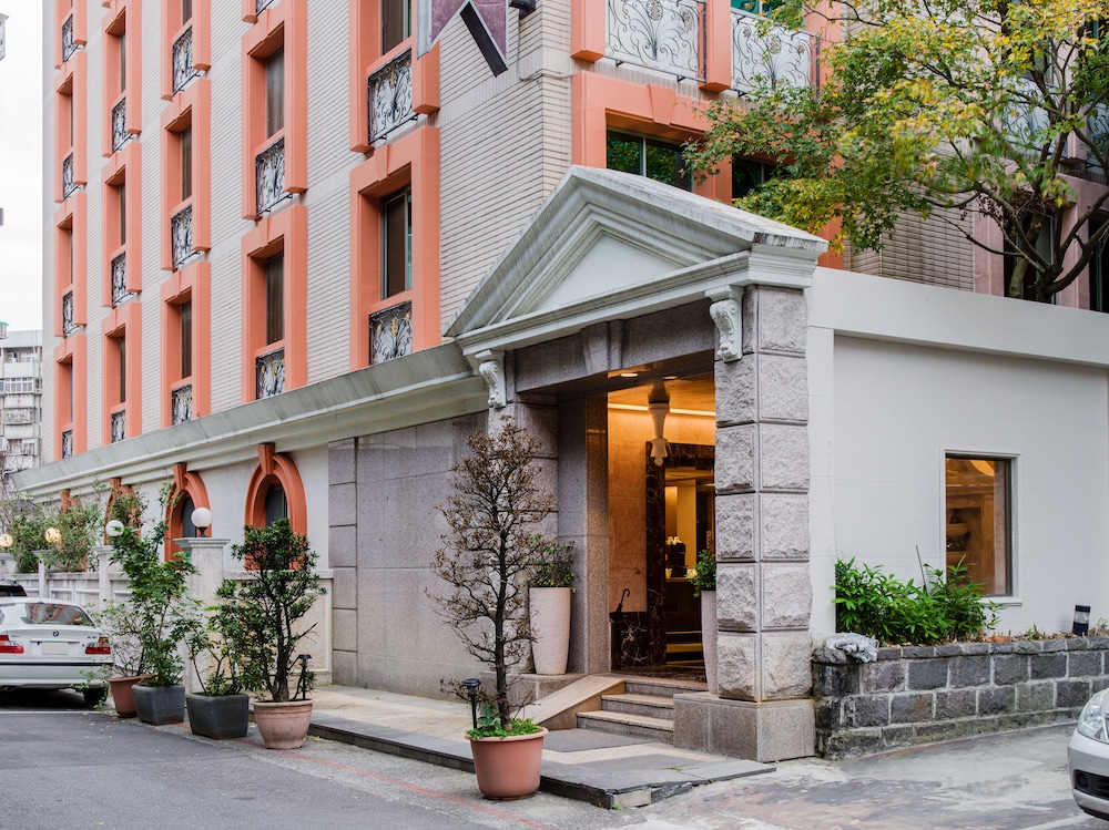 Reedon Boutique Hotel 2/40