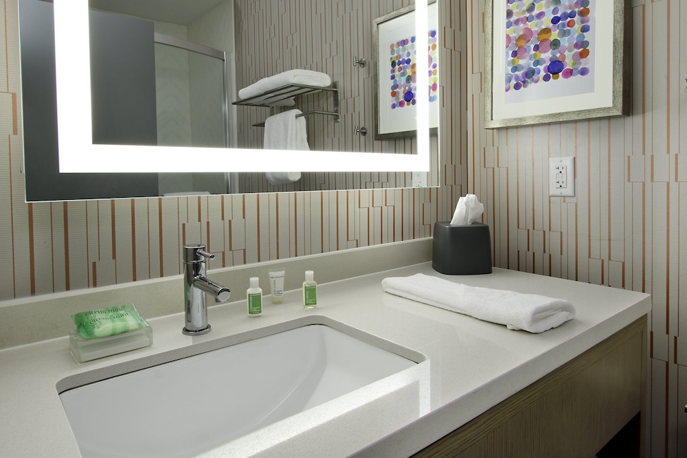 Holiday Inn Hattiesburg - North 8/73