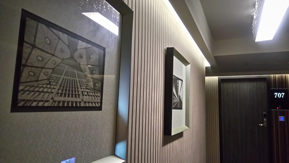 Paris Business Hotel 38/60