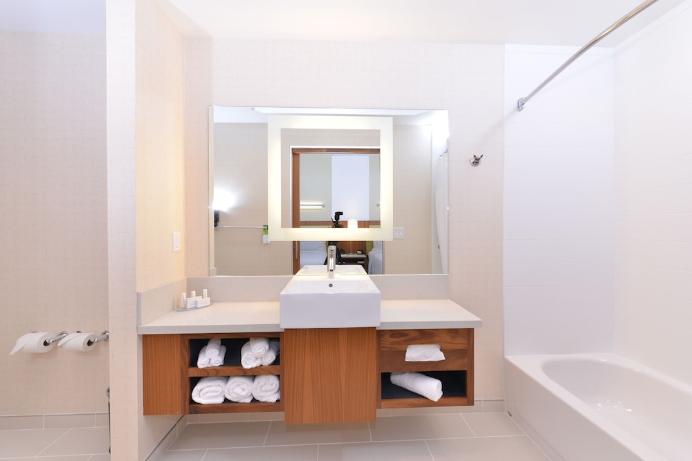 Springhill Suites Raleigh Cary 7/32