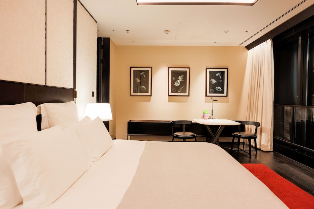 BULGARI HOTEL SHANGHAI 4/31