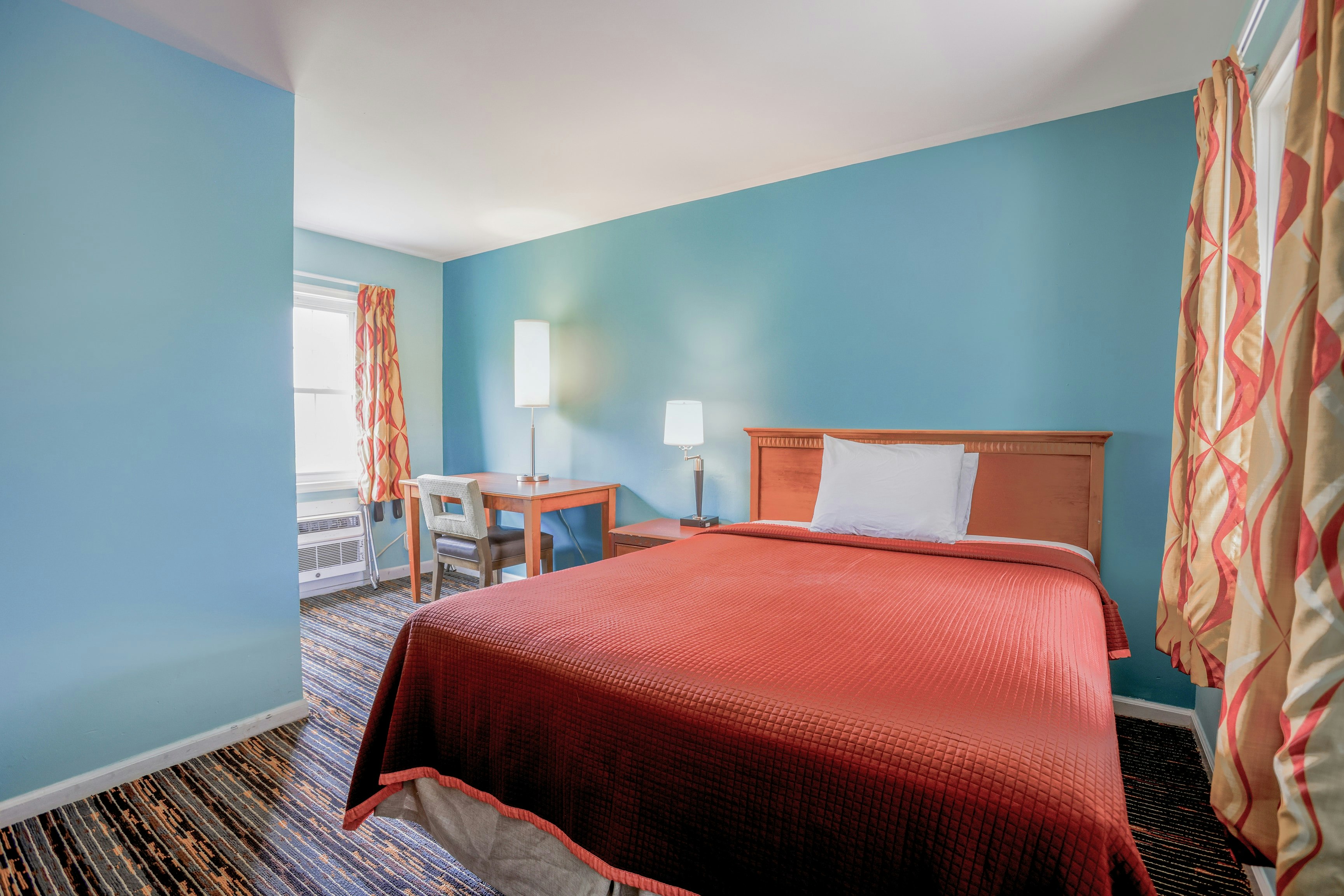 غرفة بسرير كوين للمدخنين، Relax Inn By OYO Natural Bridge I-81 4/9