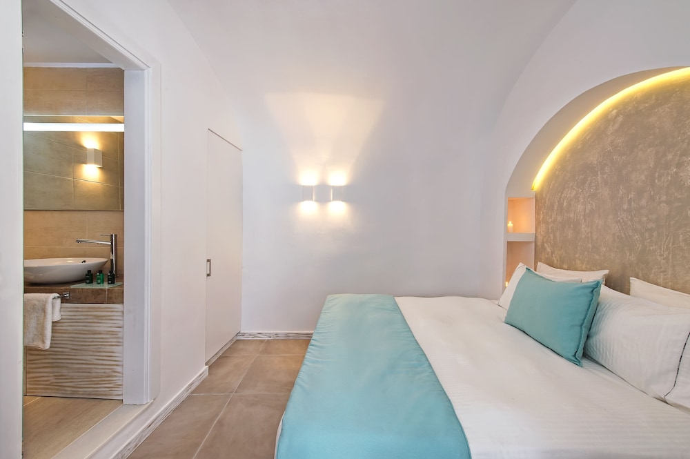 Athina Luxury Suites 41/62