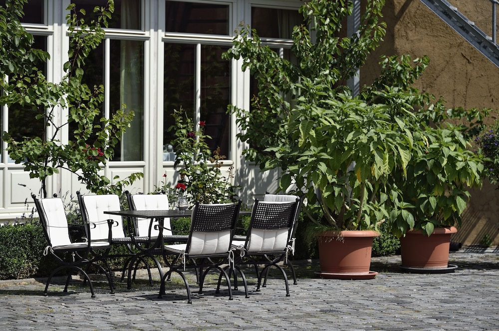 Hotel Graf von Mansfeld 42/50