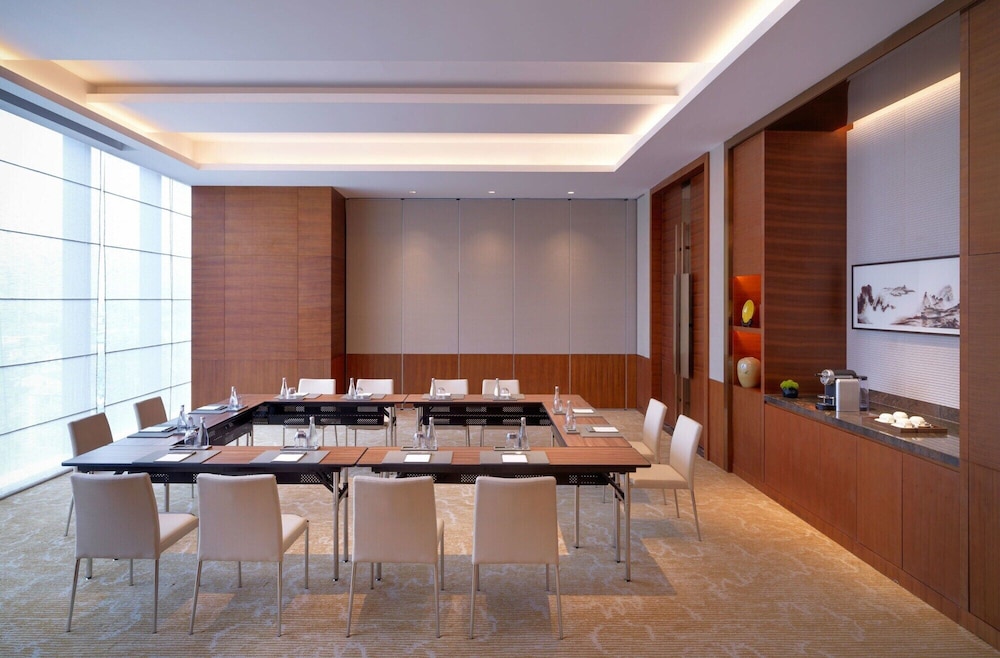 Hyatt Regency Zhenjiang 70/79