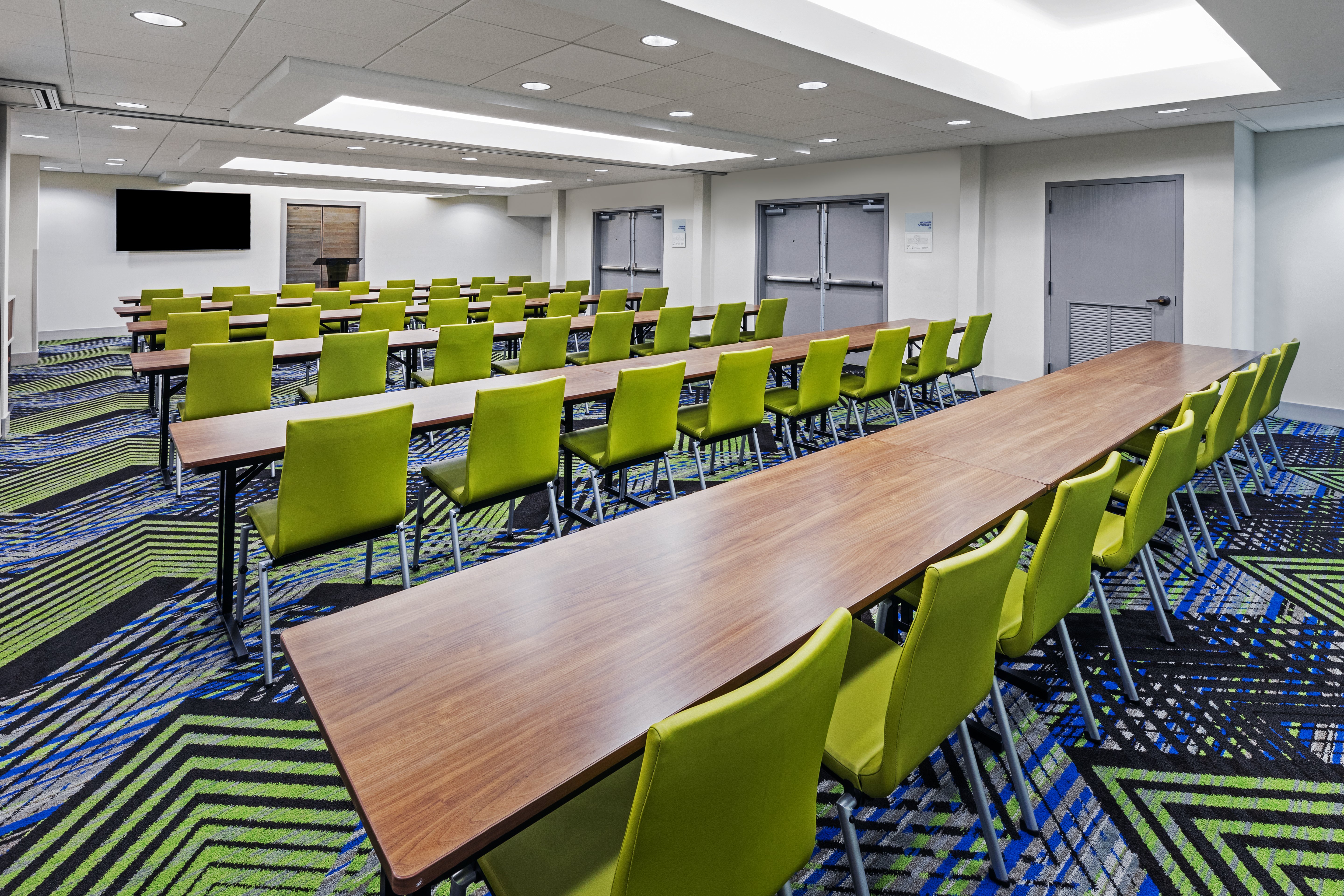 Holiday Inn Express & Suites Sulphur (Lake Charles) 46/50