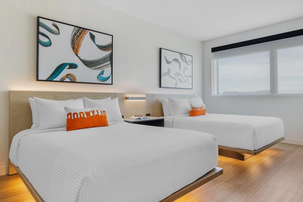 Upgrade, 2 Queen Beds, Accessible