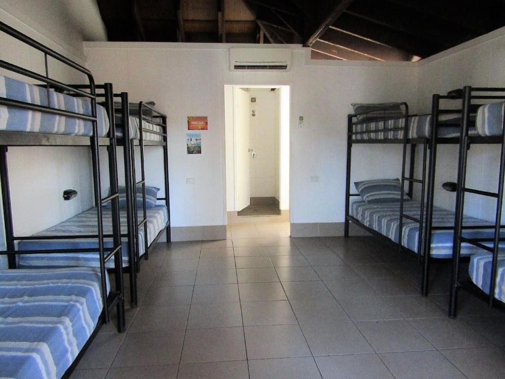 Nomads Airlie Beach - Adults Only 48/66