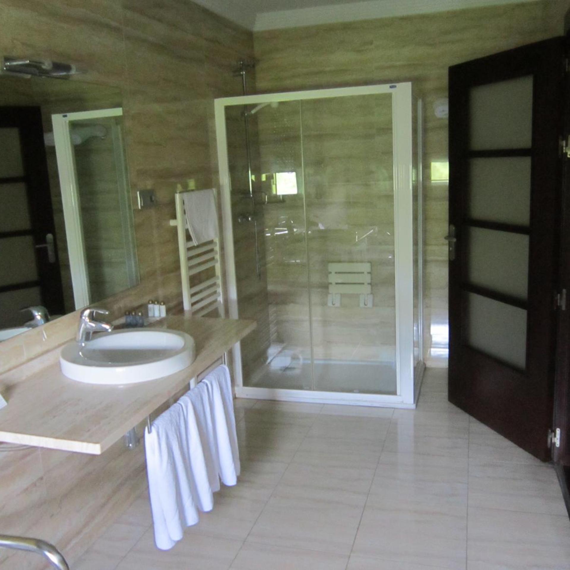 Euba Hotel 45/50