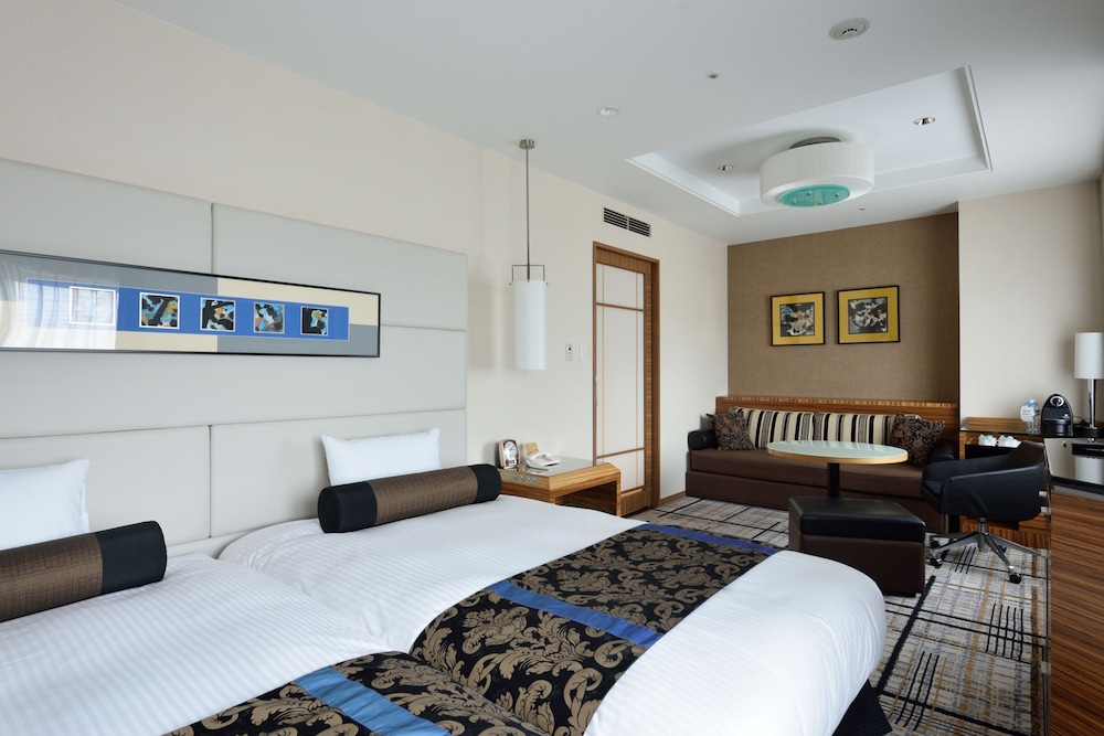 Deluxe, Twin Beds, Gran Via View, Lounge Access