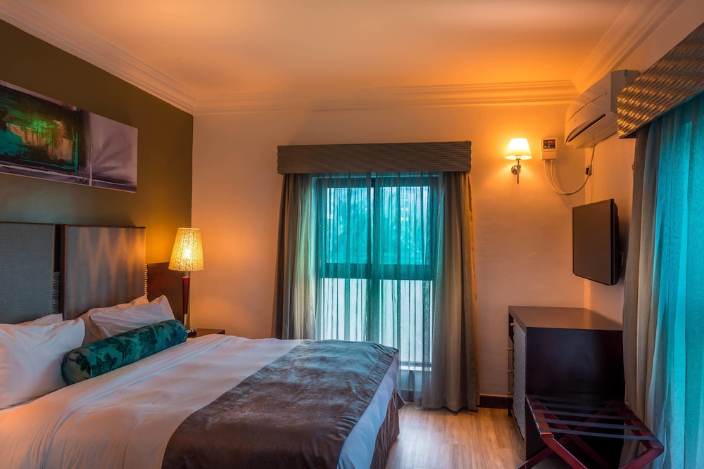 Protea Hotel By Marriott Lagos Kuramo Waters 19/71