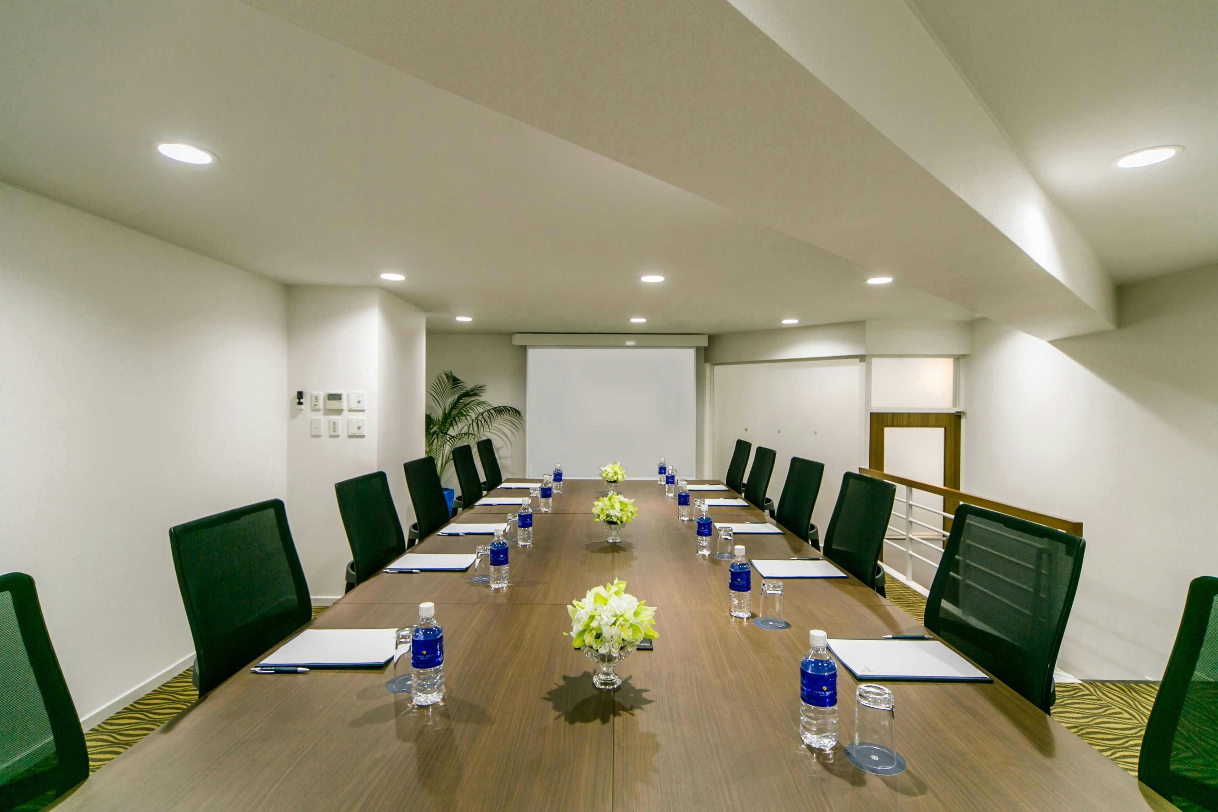 Sheraton Okinawa Sunmarina Resort 34/50