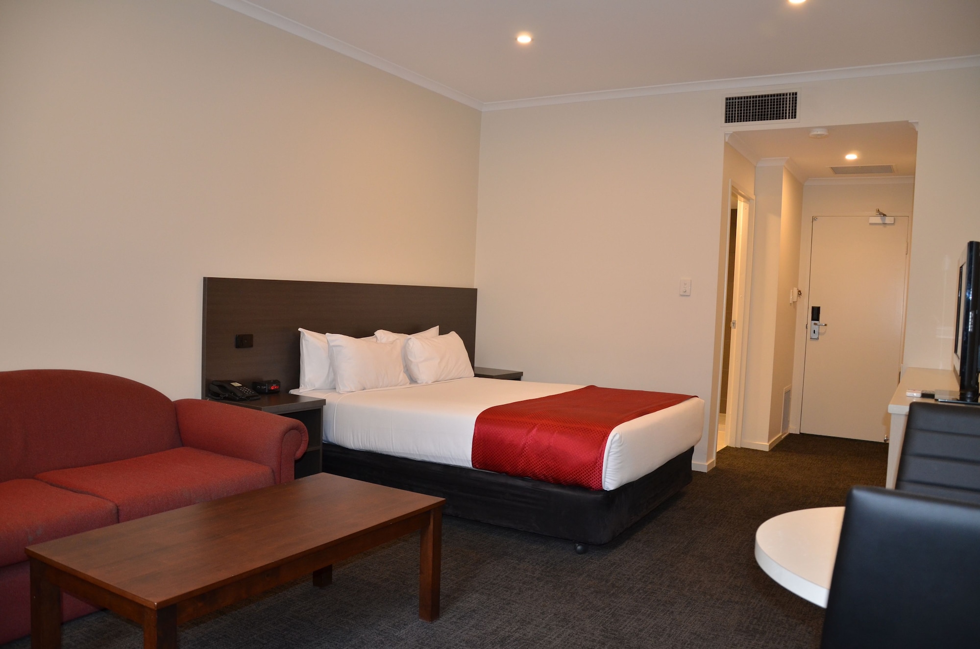 Suite, Queen Bed