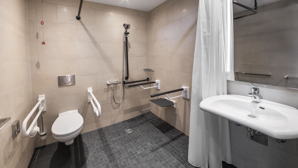 Holiday Inn Express Munich - City East 77/80