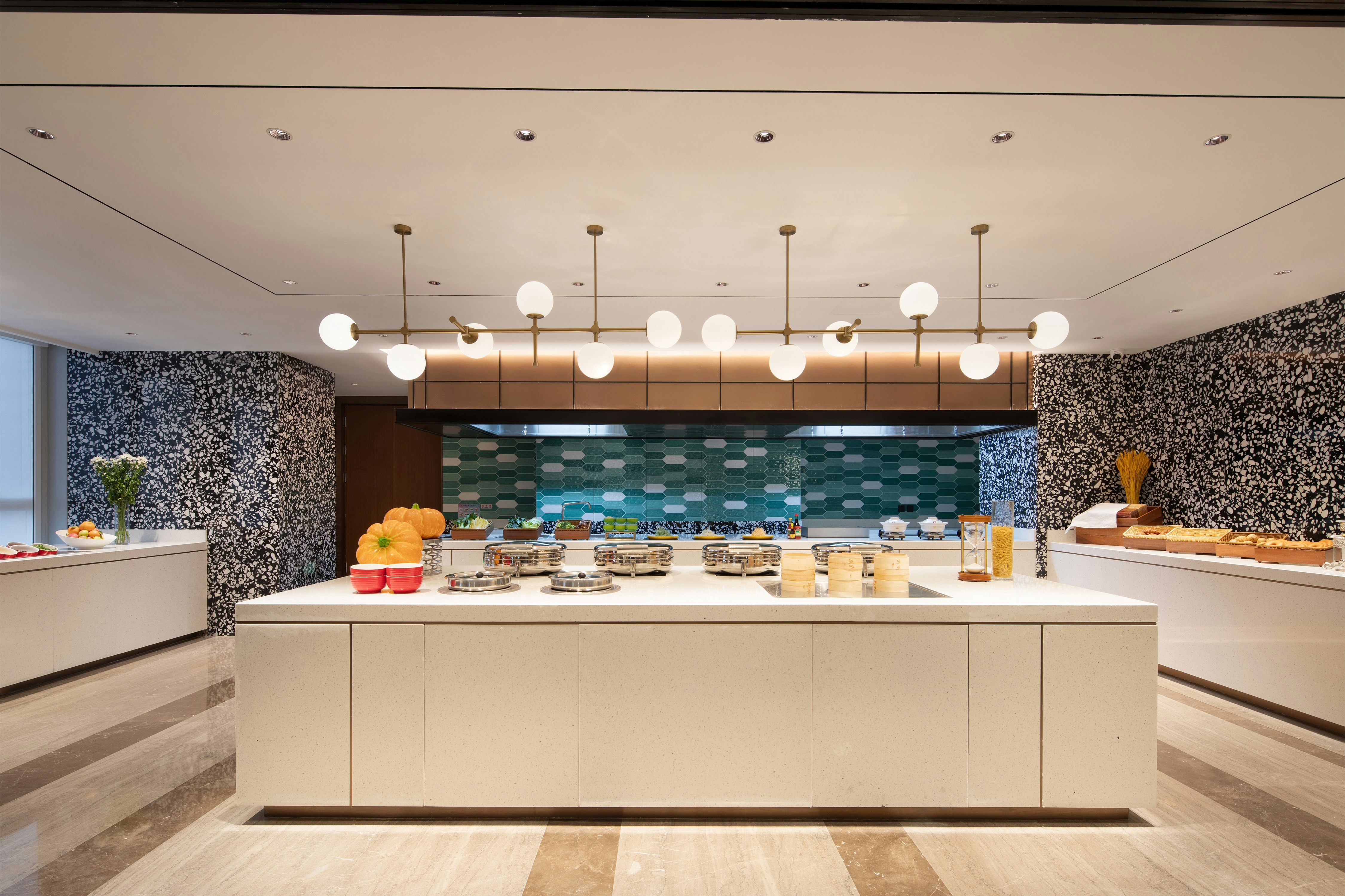 Hilton Garden Inn Beijing Daxing Jinyuan Road 10/32