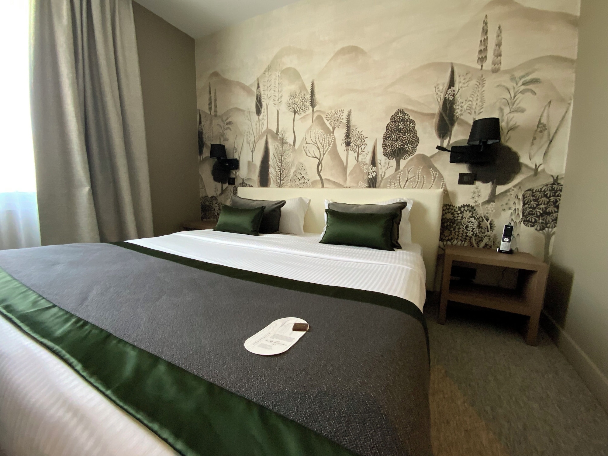 Room, Double Bed, Garden View