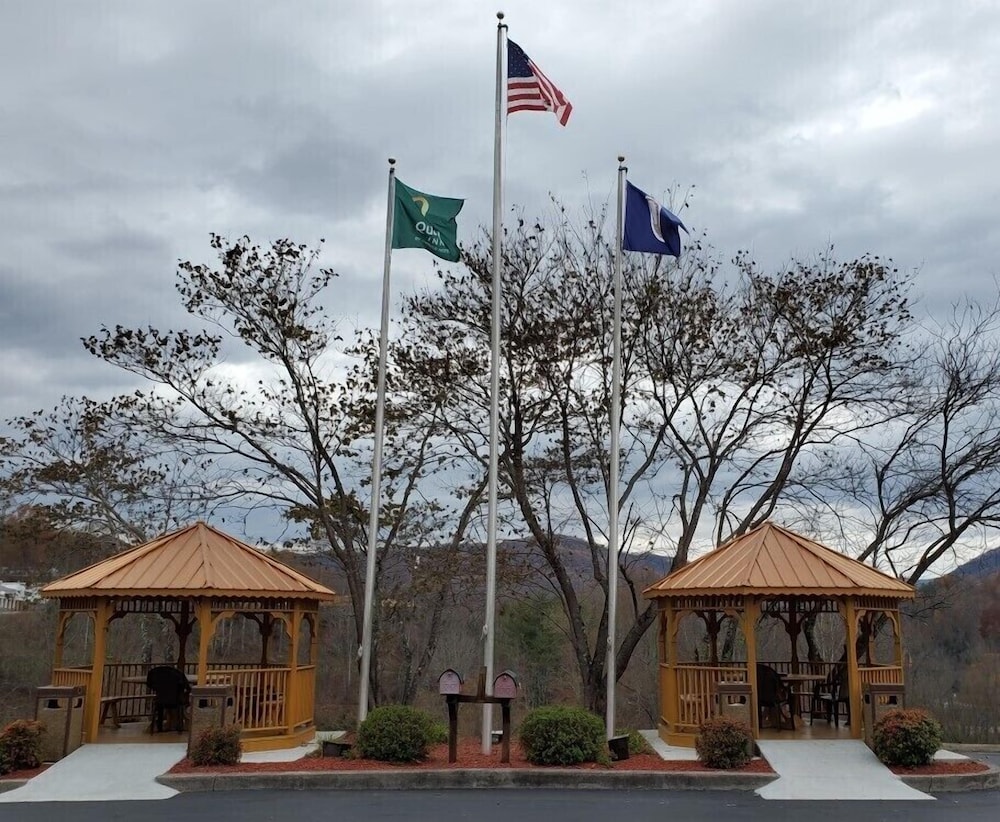 Quality Inn and Suites Big Stone Gap 4/40