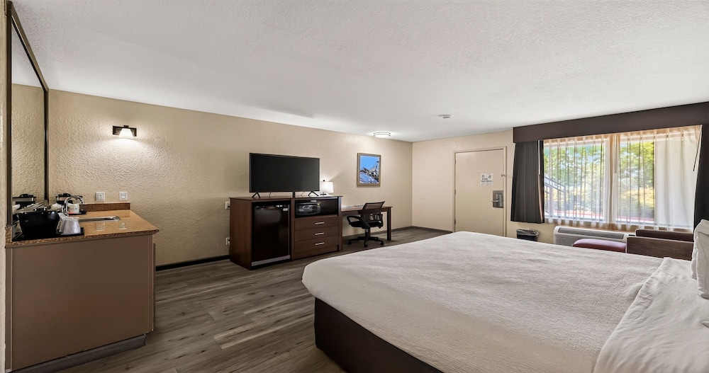 غرفة ديلوكس بسرير كينج، Best Western Roseville Inn 4/10