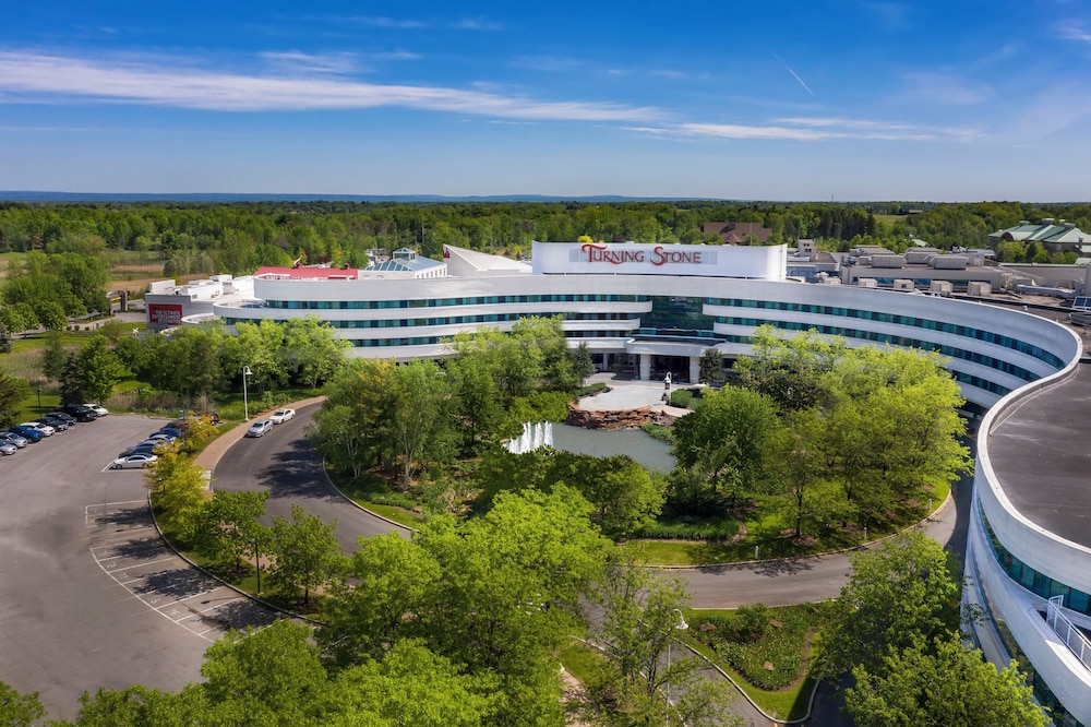 The Brook at Turning Stone Resort Casino 28/29