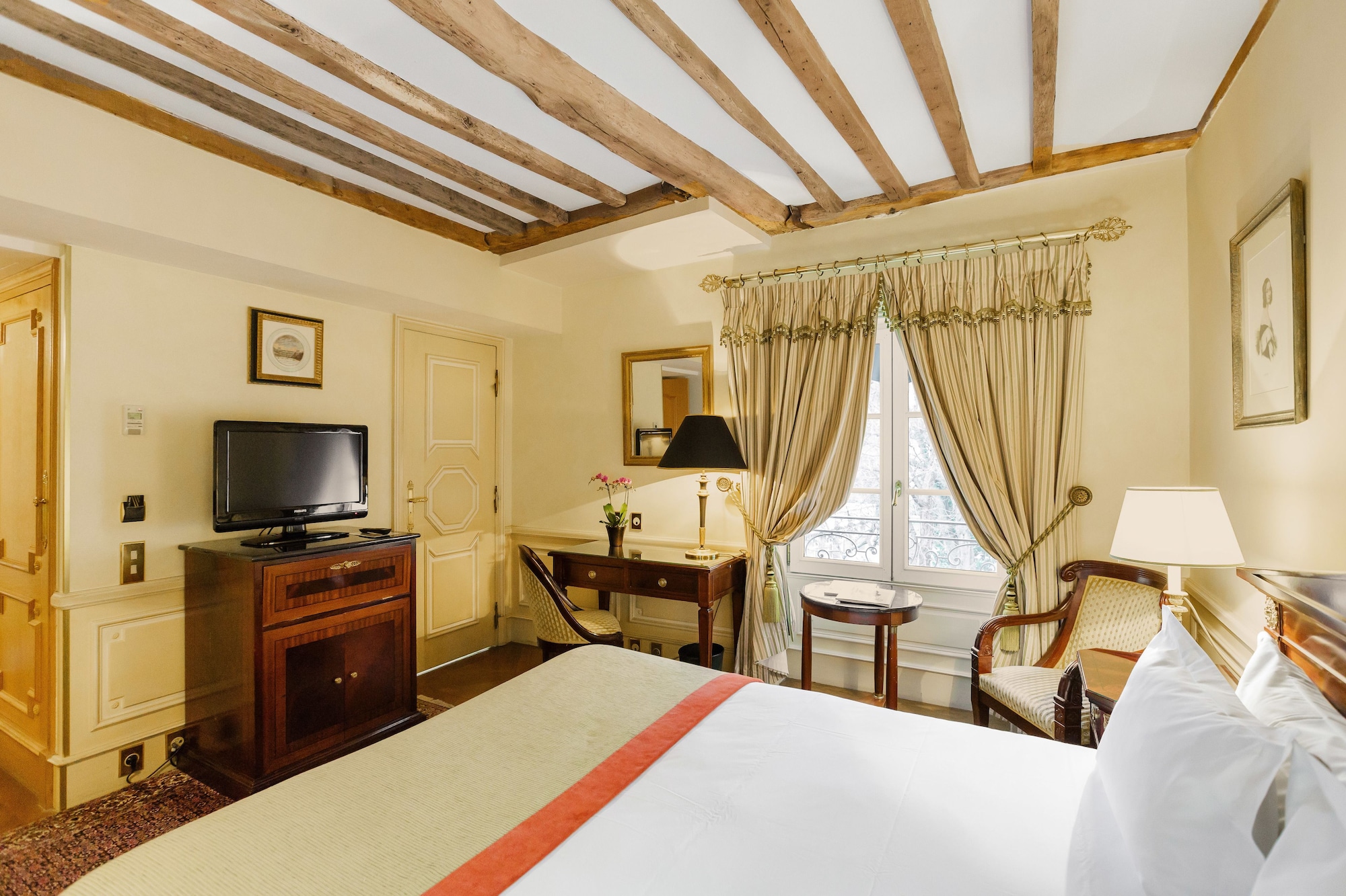 CLASSIC, DOUBLE BED