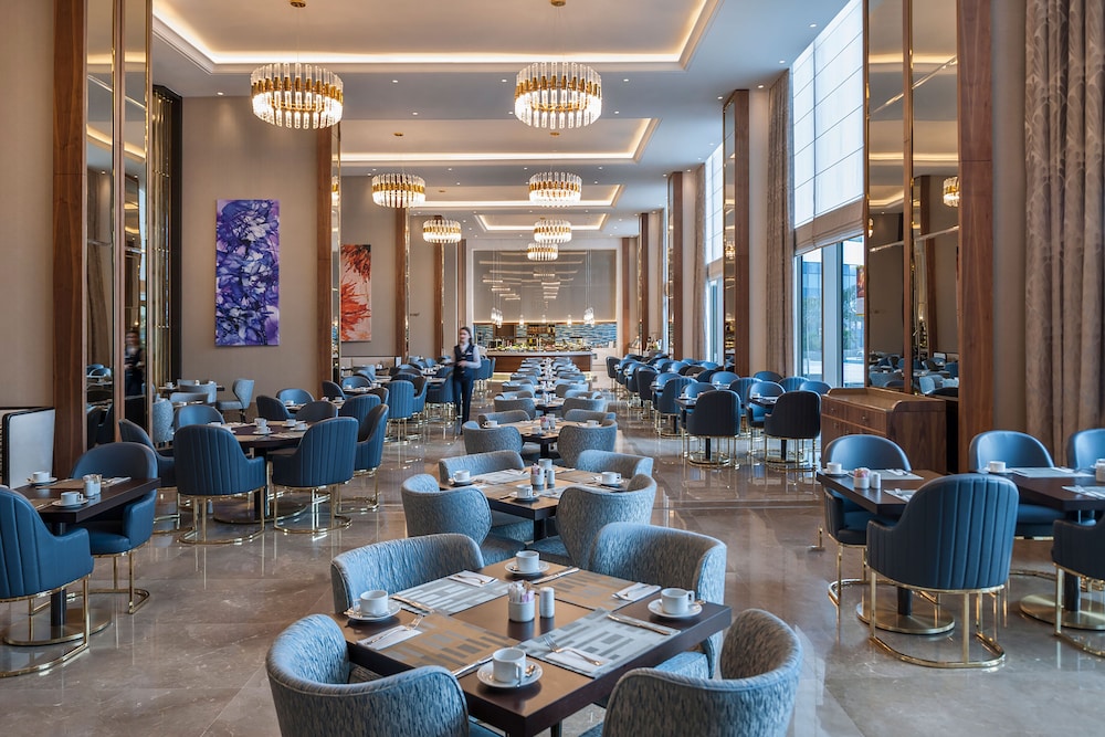 Elite World Grand Istanbul Kucukyali Hotel 54/68