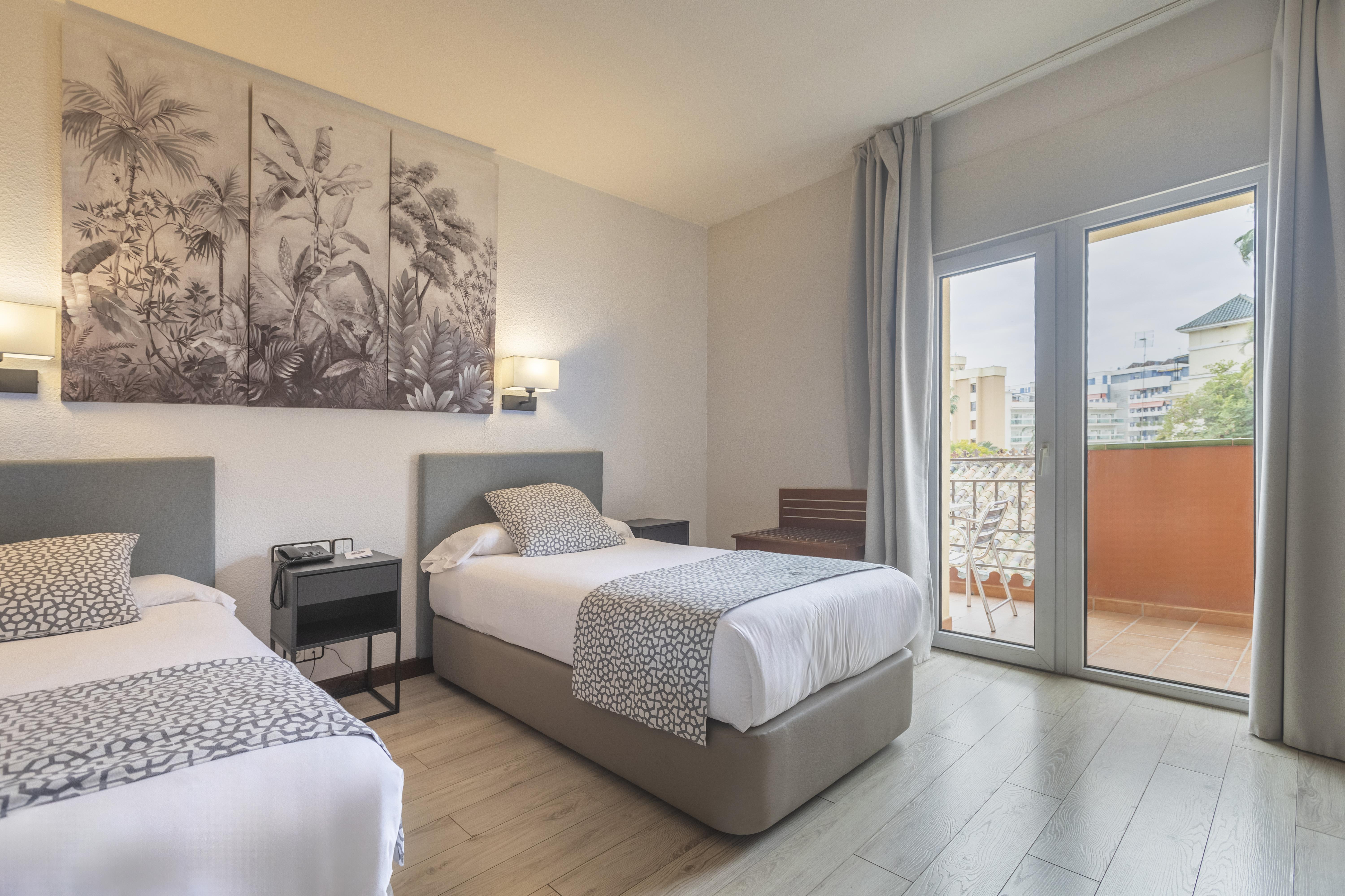 Standard, Double Bed, Balcony or Terrace