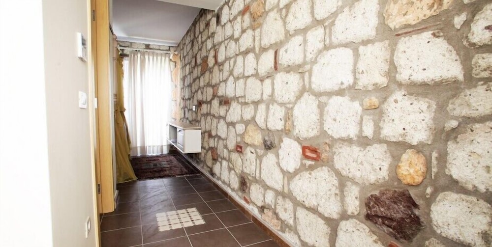 Igdeli Han Suit Otel Alacati 24/50
