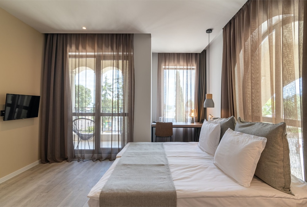 Primorski Hotel 26/64