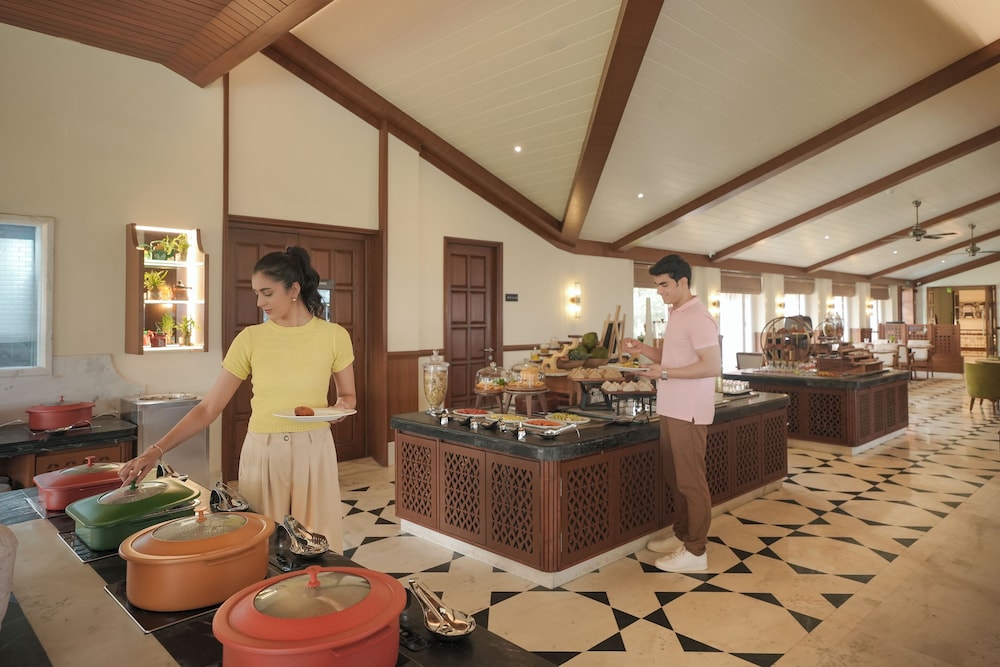 Radisson Resort Mount Abu 26/40