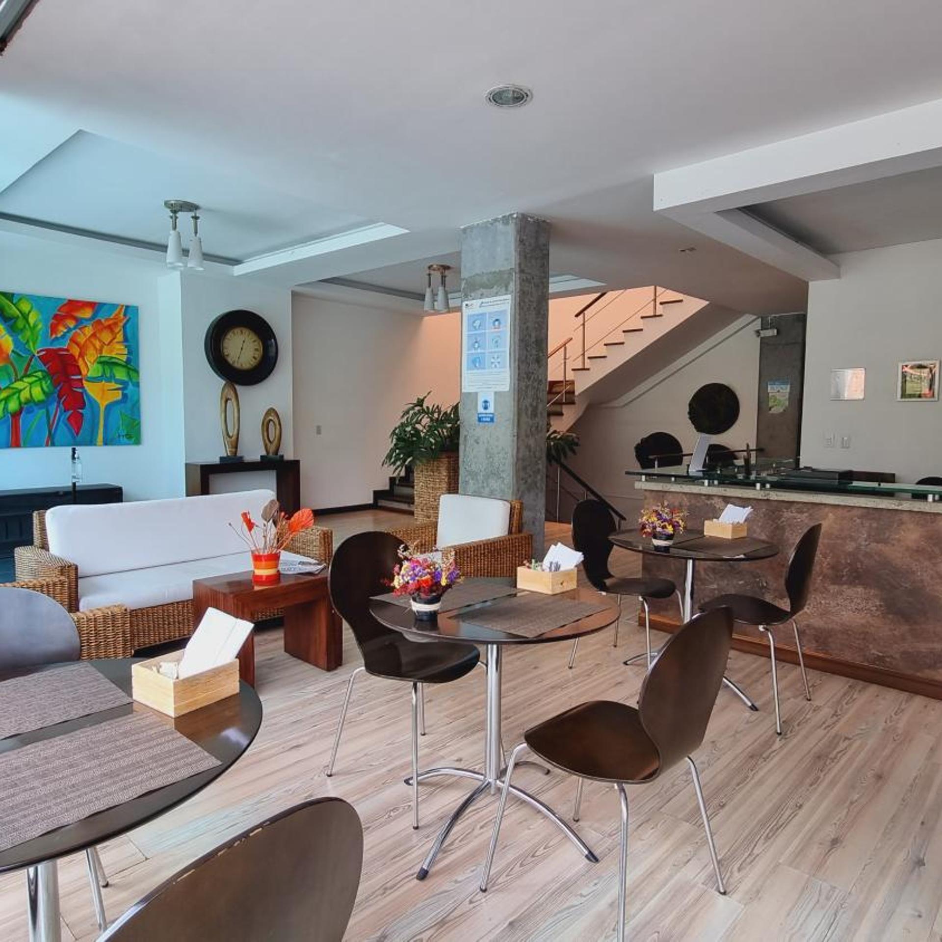 Hotel Habitat Suite 30/50