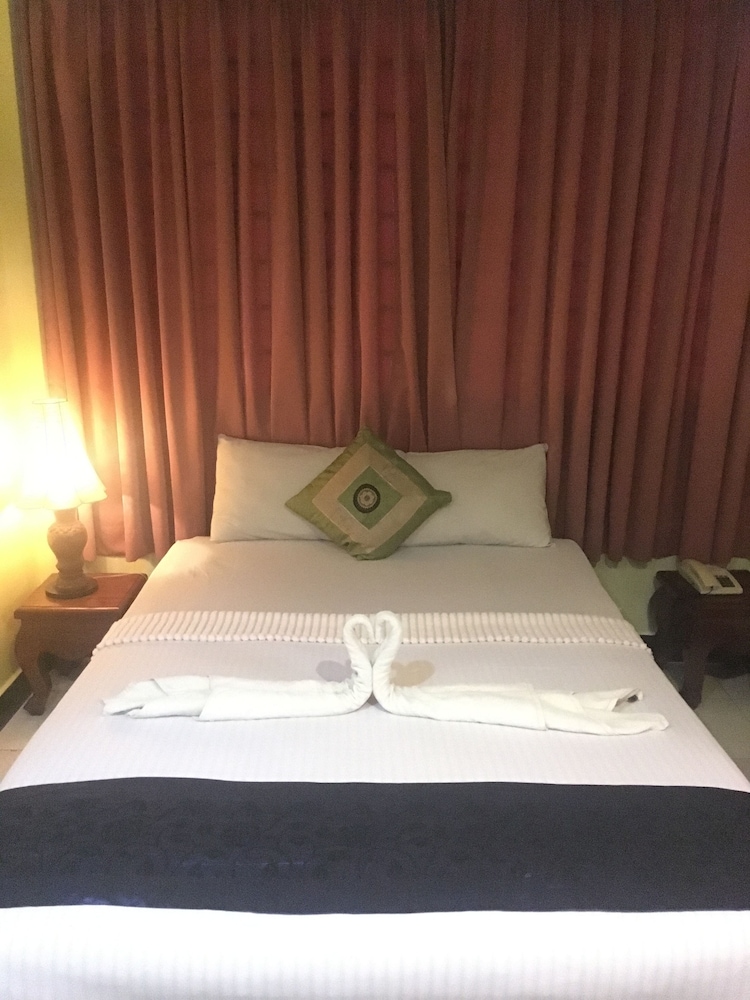 Star Wood Inn 20/40