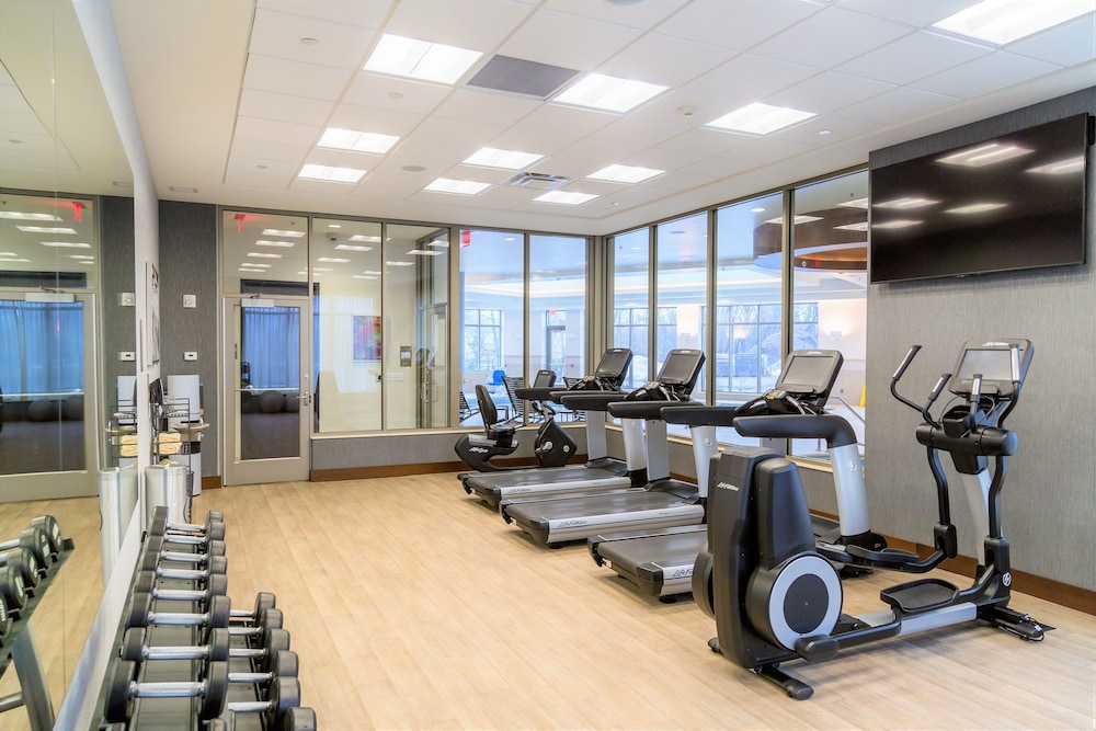 Hyatt Place Buffalo/Amherst 43/70
