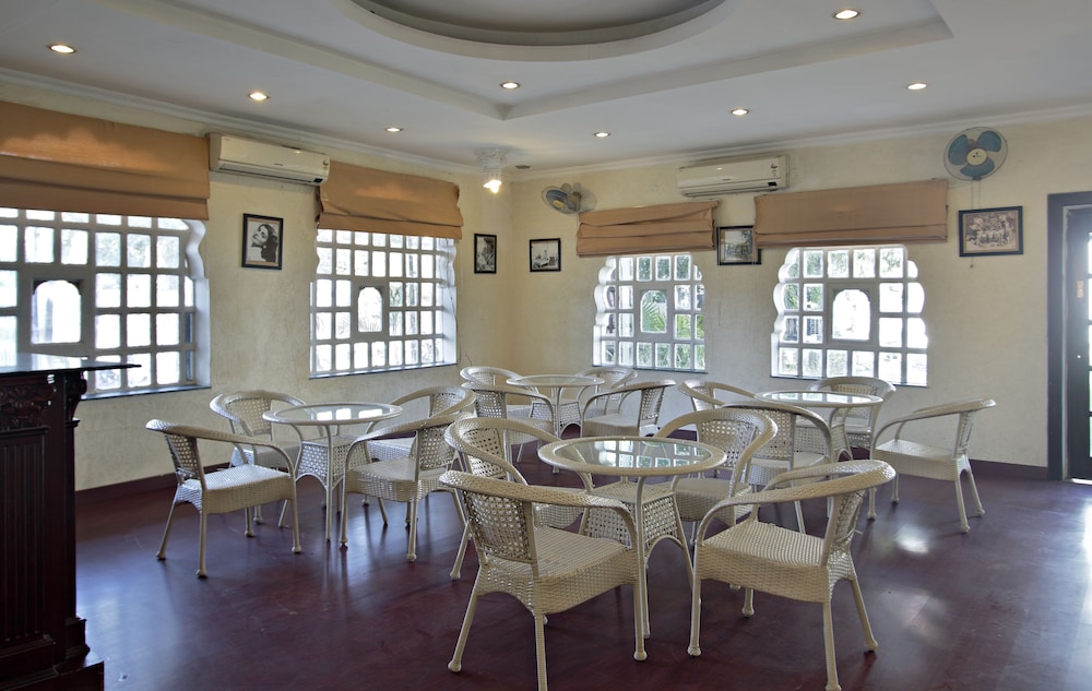 Khandwa Haveli 20/38